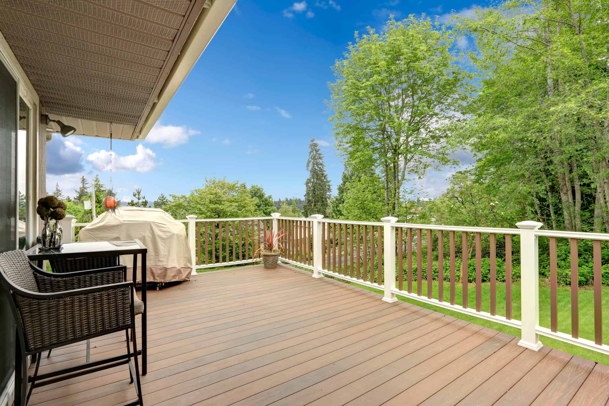 Custom composite deck built by JBL Construct in Northern Virginia