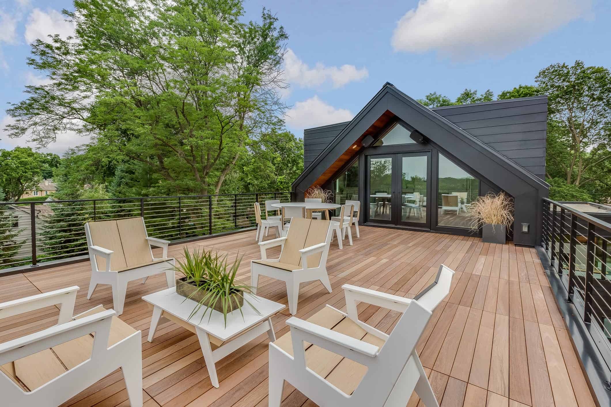 Luxury deck addition Vienna VA